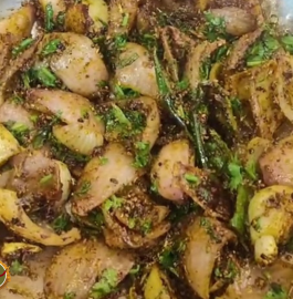 Achari Pyaz Ki Sabji Recipe