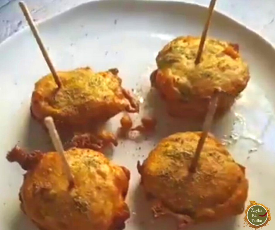 Cheesy Aloo Pyaz Pakoda Recipe