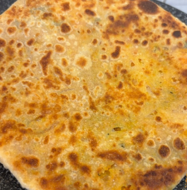 Besan Pyaz Ka Paratha | Besan Aur Pyaz Ka Paratha Recipe